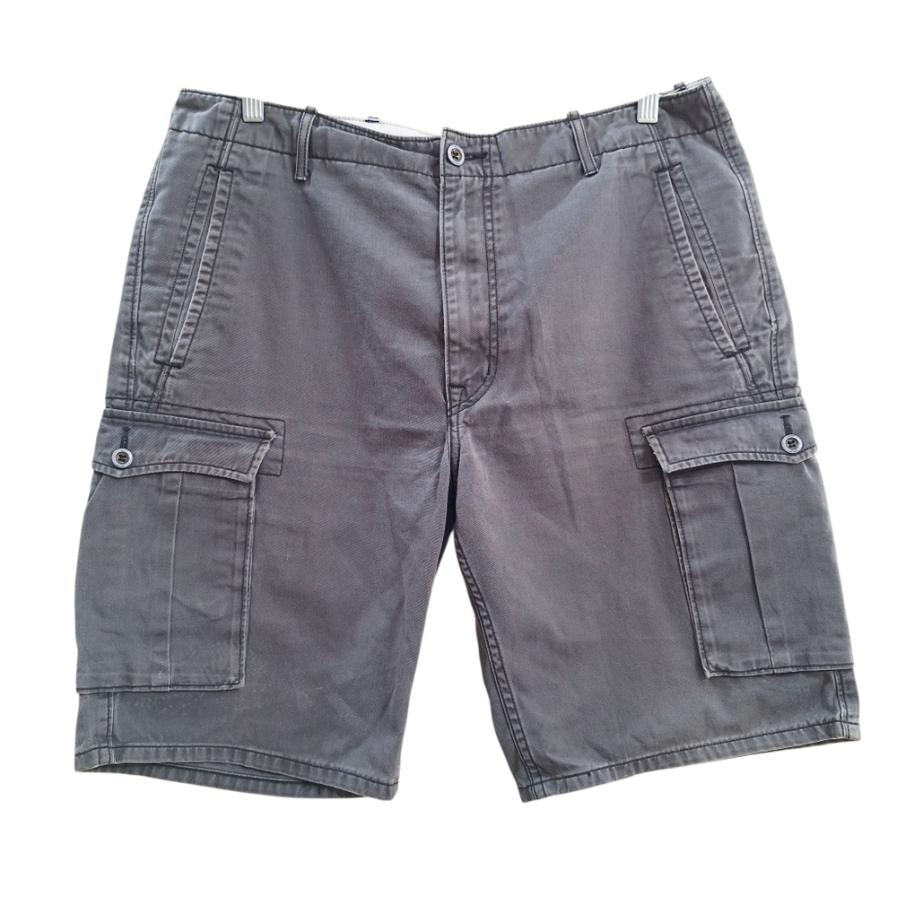 Levis Men Grey  Cargo Shorts Sz 34